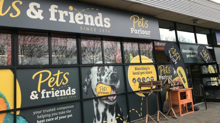 Pets & Friends opens new grooming concept